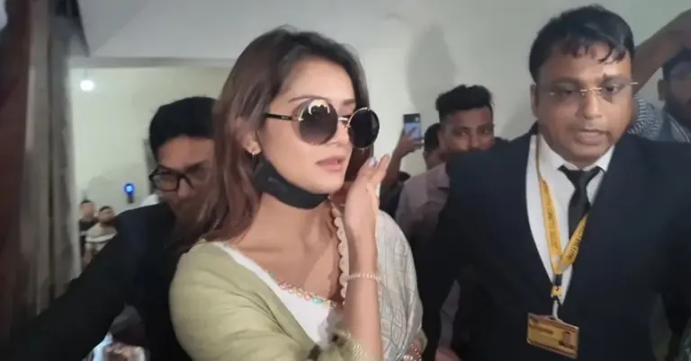 আদালতে তানজিন তিশা